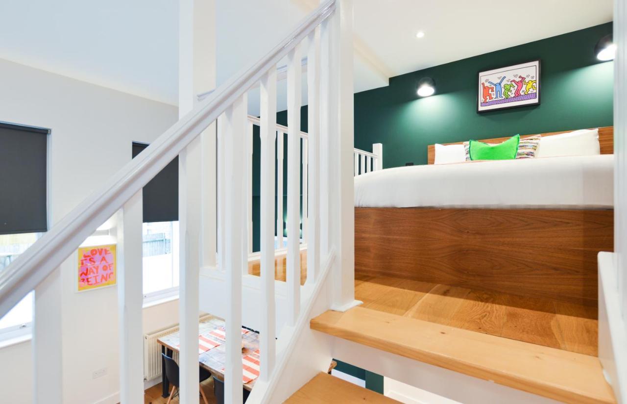 Spacious West Hampstead Apartment With Mezzanine Bedroom By Concept Apartments London Ngoại thất bức ảnh
